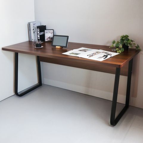 寶德家居 電腦辦公桌160×70×75cm D00434