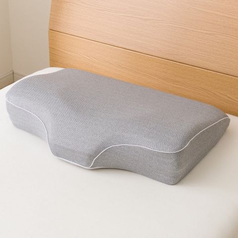 NITORI 宜得利家居 蝶型記憶枕 NATURAL FIT PREMIER P2304 枕頭