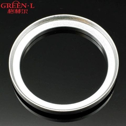 Green.L 綠葉 【南紡購物中心】 UV濾鏡轉接環37-40.5mm 保護鏡轉接環(小轉大順接)(銀色) *舉例來說,裝在口徑37mm鏡頭上,裝了此款轉接環後,則可安裝40.5mm口徑的UV保護鏡.CPL偏光鏡之類的攝影配件!