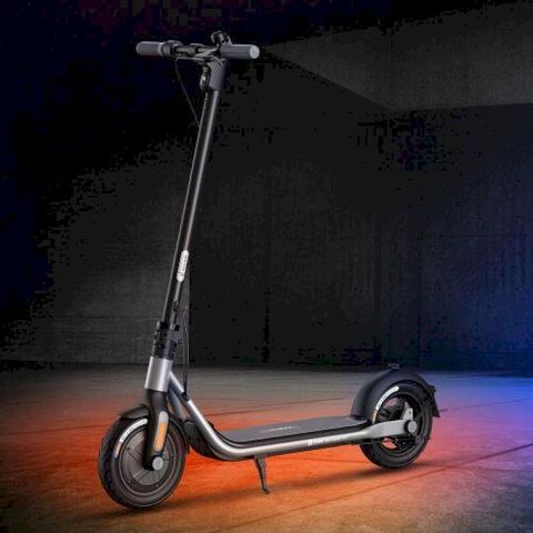 Segway 賽格威 九號電動滑板車 D18W