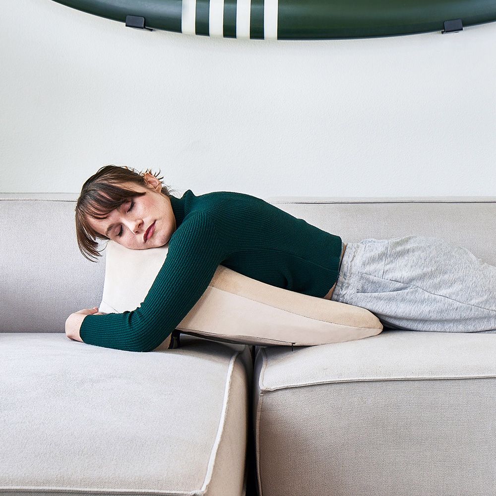 Prone Cushion: An Ergonomic Cushion to Support Lying in a Prone Position -  Tuvie Design
