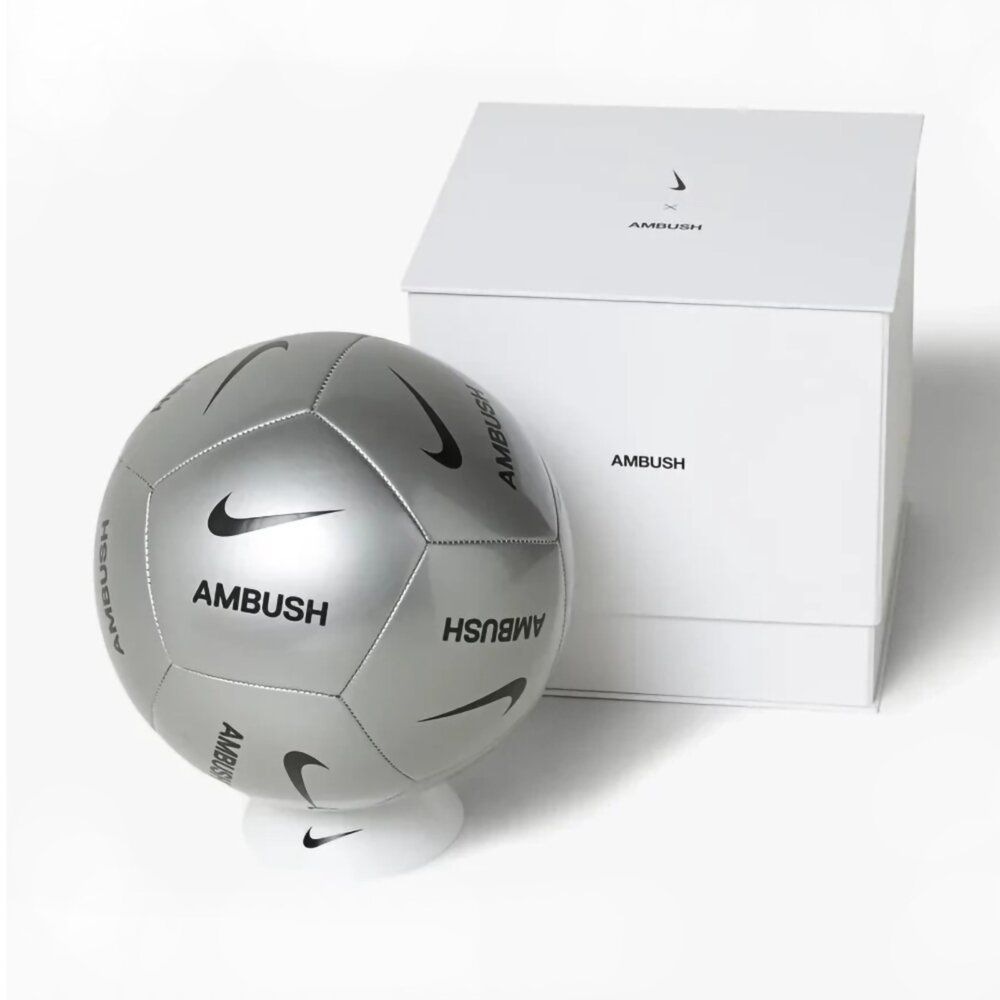 NIKE 耐吉 Ambush x Nike Pitch Football 足球 金屬銀 聯名款 FN1583-095