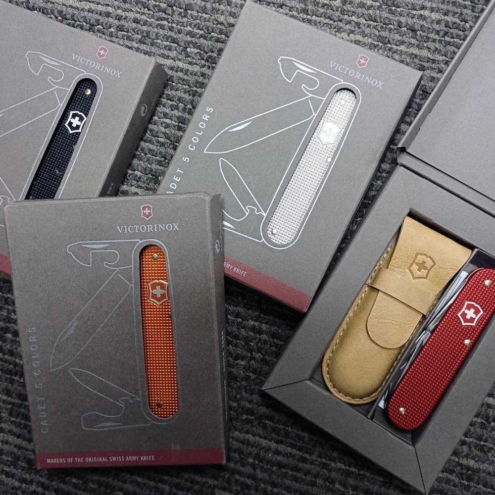 VICTORINOX 瑞士維氏 Alox 8用瑞士刀附刀套 紅/黑/銀/橘 0.2600.L1221/23/26/29
