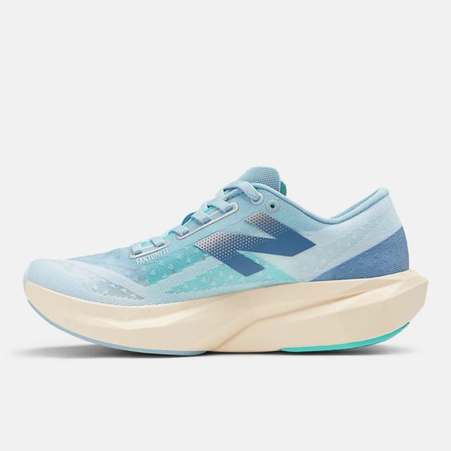 New Balance 紐巴倫 New Balance Fuelcell Rebel V4 WFCXCH4 女 慢跑鞋 運動 競速跑鞋 D寬楦 淺藍