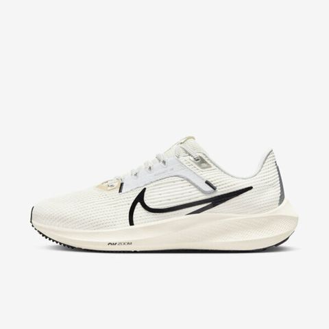 NIKE 耐吉 W Air Zoom Pegasus 40 DV3854-104女 慢跑鞋 運動 小飛馬 支撐 米白