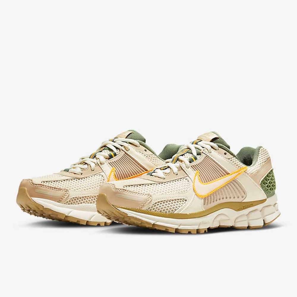 NIKE】W ZOOM VOMERO 5 女復古運動鞋-FQ6868181 - PChome 24h購物