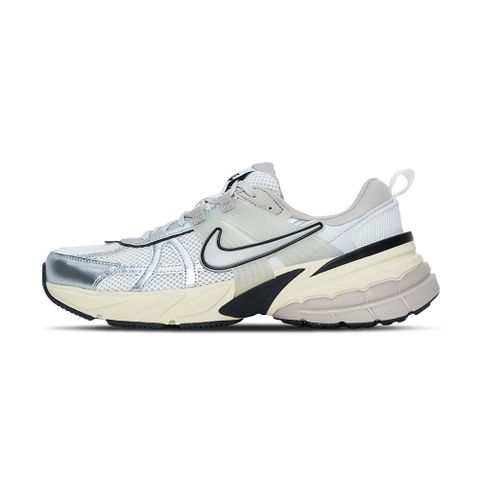 NIKE 耐吉 Nike V2K Run 男 金屬銀 V2K 透氣 網眼 運動 復古 經典 休閒鞋 HJ4497-100