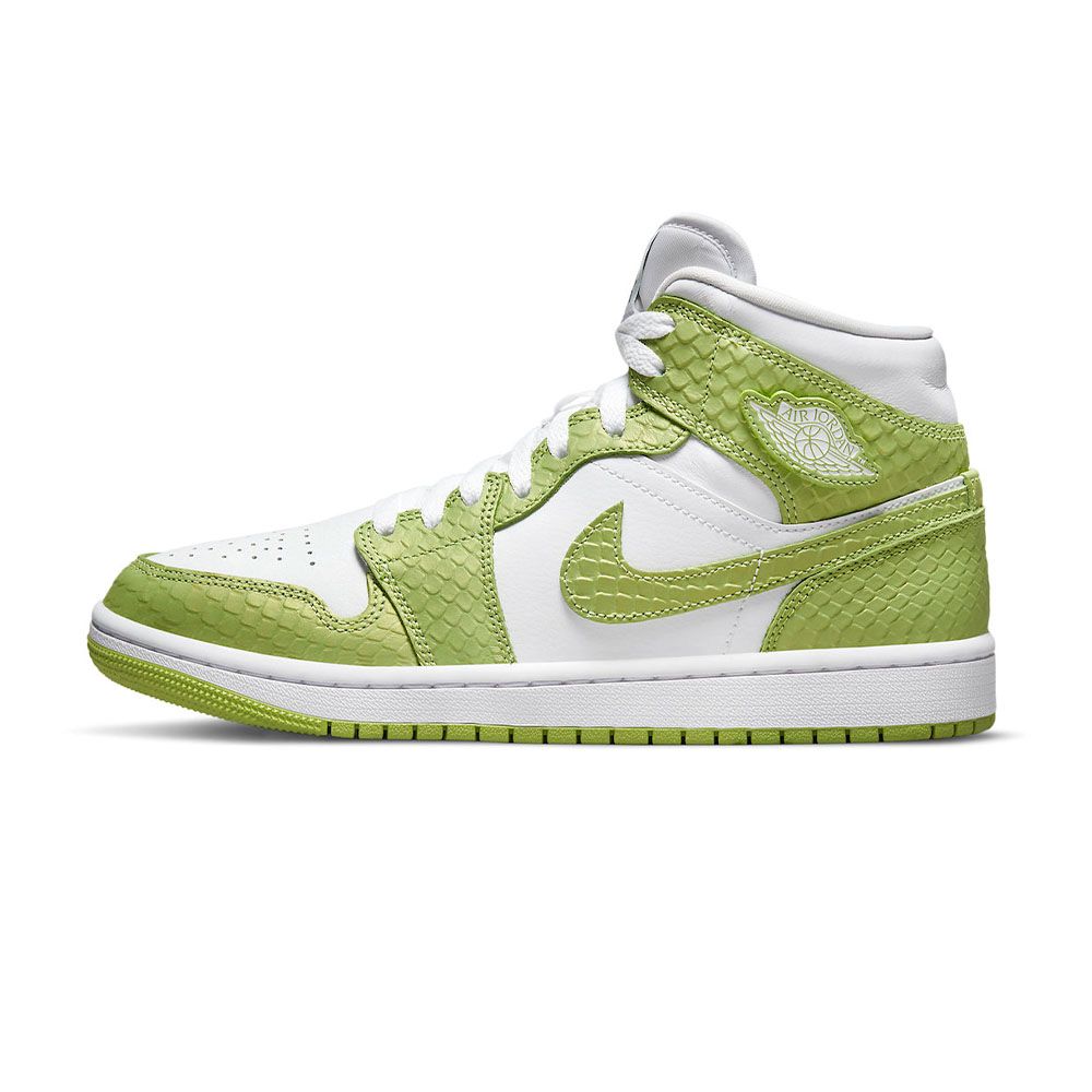 Nike WMNS Air Jordan 1 Mid SE 女白綠色AJ1 經典高筒休閒鞋DV2959-113
