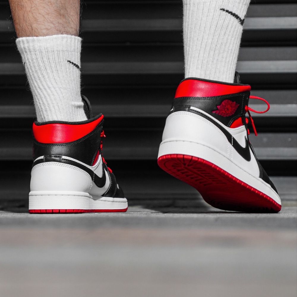 Air Jordan 1 Mid Gym Red Black Toe 黑白紅DQ8426-106 - PChome 24h購物