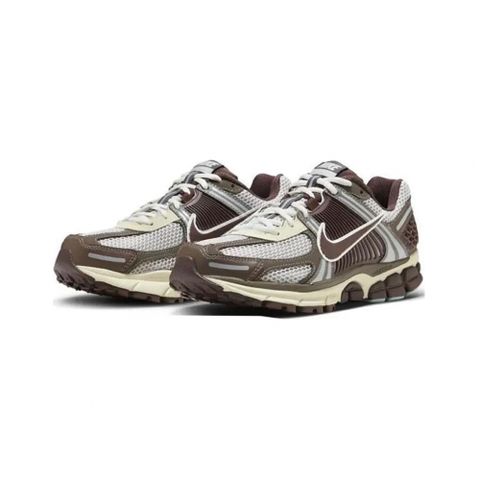 NIKE 耐吉 W  Zoom Vomero 5 Brown 咖啡可可 復古慢跑鞋 女鞋 慢跑鞋 運動鞋 FD9920-022