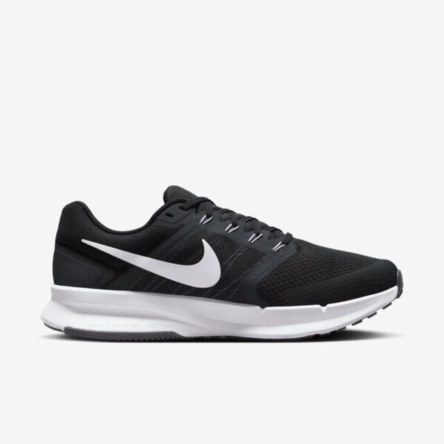 NIKE 耐吉 Nike Run Swift 3 DR2695-002 男女 慢跑鞋 運動 路跑 透氣 緩震 支撐 耐穿 黑 白