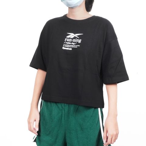 Reebok Reebok Running Graphic Tee [100204473]女 T恤 休閒 棉質 運動 寬鬆 黑