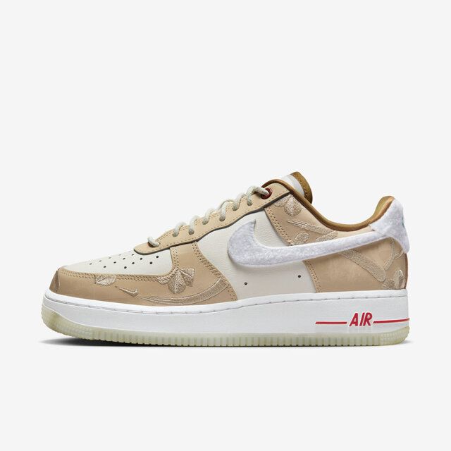 Nike Wmns Air Force 1 07 LX [FD4341-101] 女休閒鞋經典毛絨刺繡奶茶