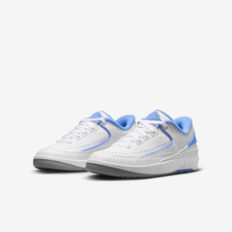 Nike 耐吉Air Jordan 2 Retro Low GS 大童女鞋白大學藍AJ2 休閒鞋