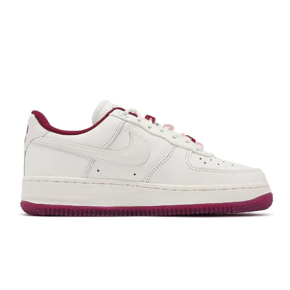 NIKE 耐吉   Wmns Air Force 1 07 SE PRM 女鞋 情人節 吊飾 米白 莓紅 AF1 FZ5068-161