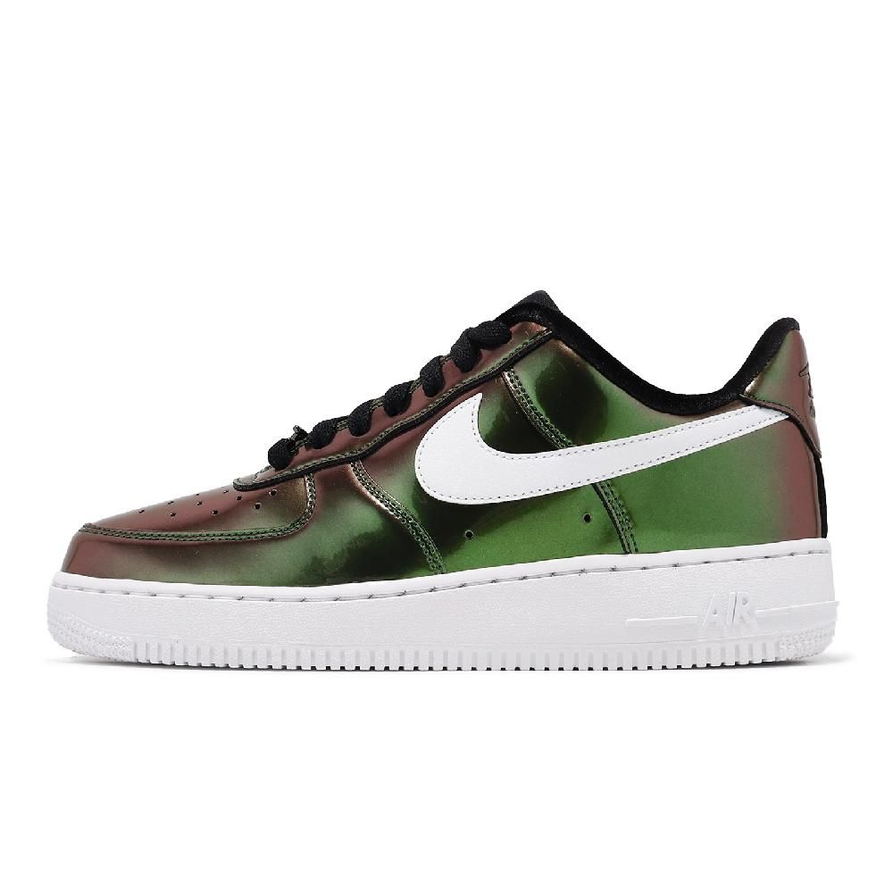 NIKE 耐吉   休閒鞋 Wmns Air Force 1 07 LV8 女鞋 黑白 Iridescent AF1 FV1173-010