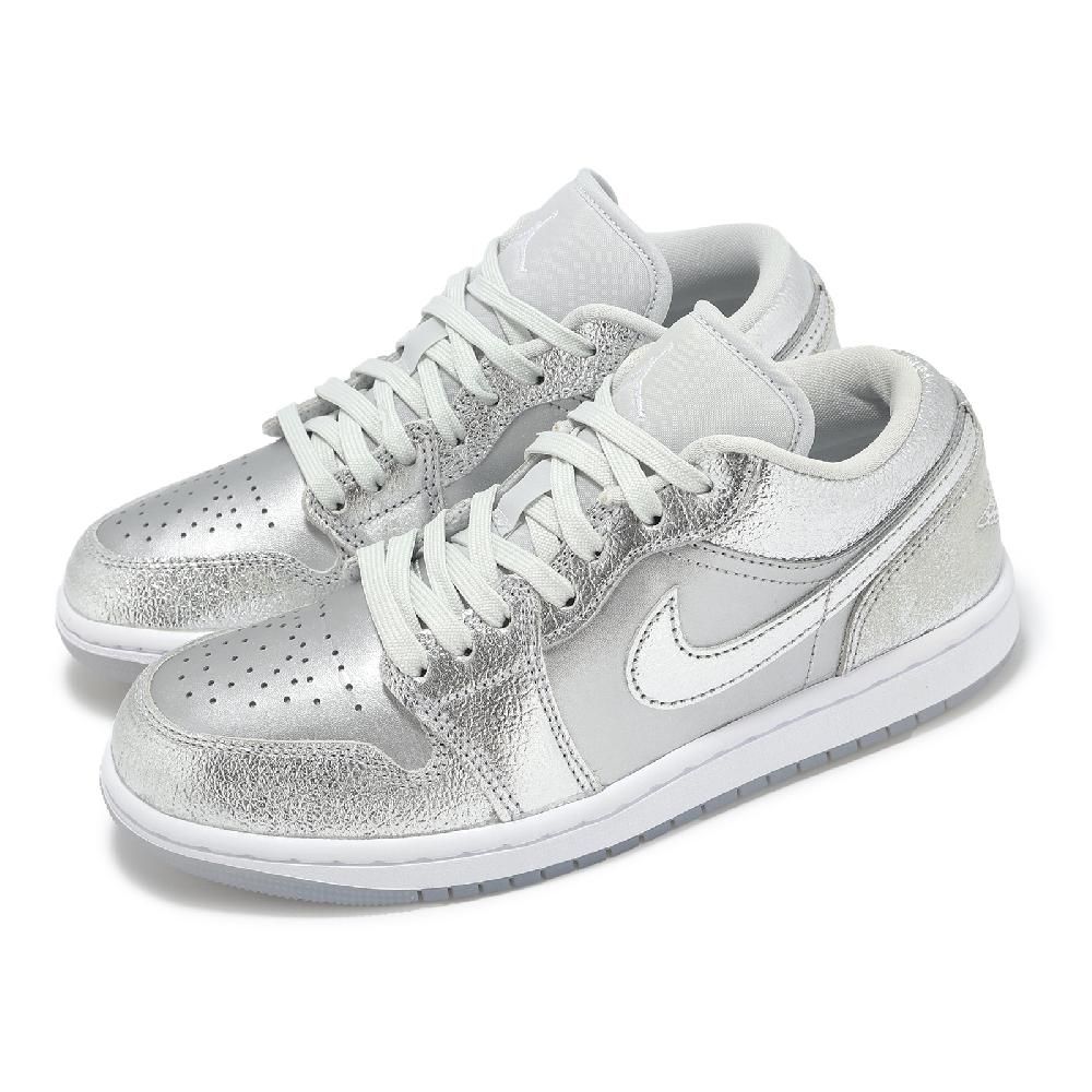 NIKE 耐吉 Nike 耐吉 休閒鞋 Wmns Air Jordan 1 Low SE 女鞋 男鞋 金屬銀 AJ1 FN5030-001