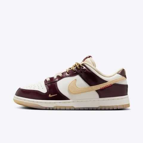 Nike Wmns Dunk Low LX HV5991-171 女 運動休閒鞋 CNY 蛇年 穿搭 酒紅 金