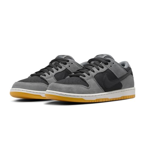 NIKE 耐吉 SB Dunk Low Dark Smoke Grey 煙灰 麂皮 低筒 滑板鞋 休閒鞋 男鞋 HF3063-001