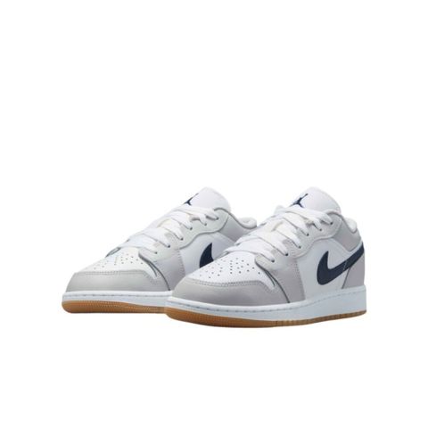 NIKE 耐吉 Nike Jordan 1 Low White Neutral Grey Gum Midnight Navy 灰白藍 GS 喬丹 休閒鞋 大童鞋 553560-146