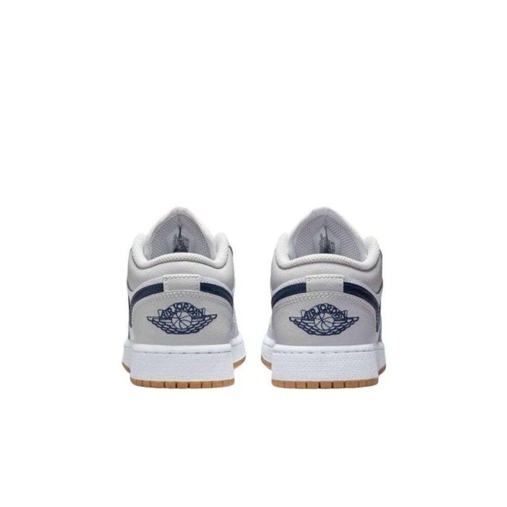 NIKE 耐吉 Nike Jordan 1 Low White Neutral Grey Gum Midnight Navy 灰白藍 GS 喬丹 休閒鞋 大童鞋 553560-146