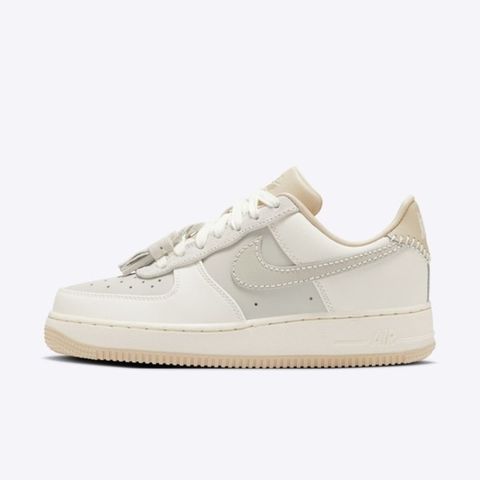 Nike Wmns Air Force 1 07 [HV1813-001] 女 運動休閒鞋 低筒 流蘇 穿搭 米白