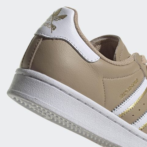 superstar womens size 4.5