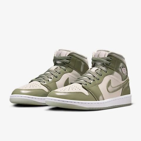 NIKE 耐吉 WMNS AIR JORDAN 1 MID SE 女鞋 籃球鞋 米色 綠 喬丹-HF4079003