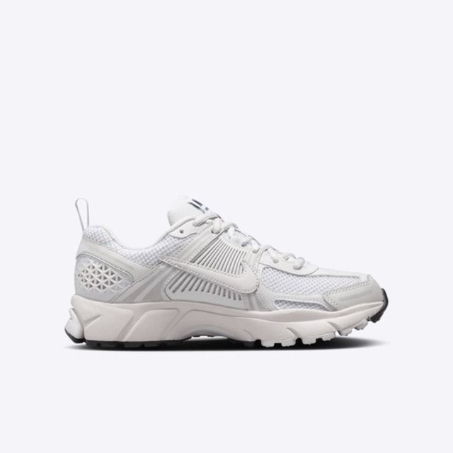 NIKE 耐吉 Nike Vomero 5 GS [HF6998-100] 大童 休閒鞋 運動 復古 慢跑 透氣 緩震 舒適 白灰