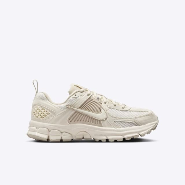 NIKE 耐吉 Nike Vomero 5 GS [HF6998-101] 大童 休閒鞋 運動 復古 慢跑 透氣 緩震 舒適 米白