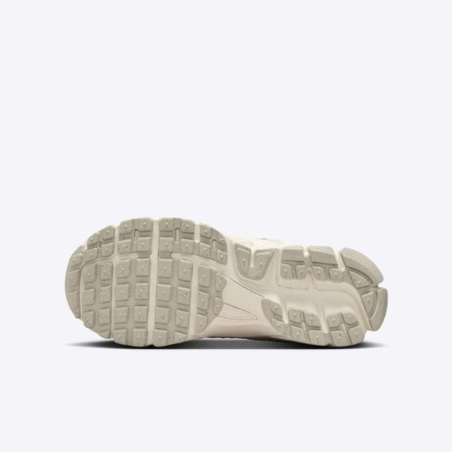NIKE 耐吉 Nike Vomero 5 GS [HF6998-101] 大童 休閒鞋 運動 復古 慢跑 透氣 緩震 舒適 米白