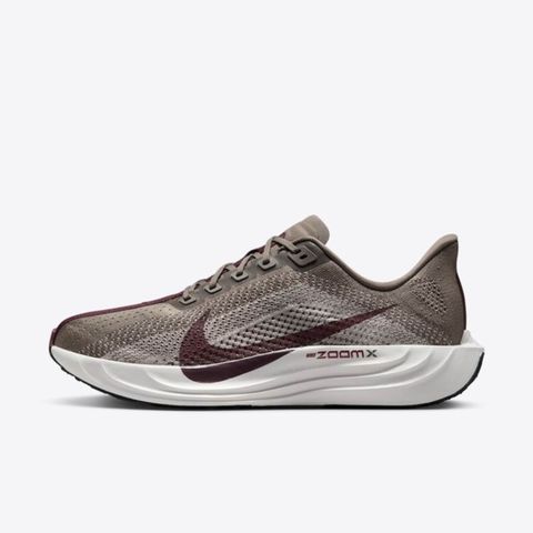 NIKE 耐吉 Nike Pegasus Plus FQ7262-005男 慢跑鞋 運動鞋 路跑 小飛馬 緩震 透氣 棕