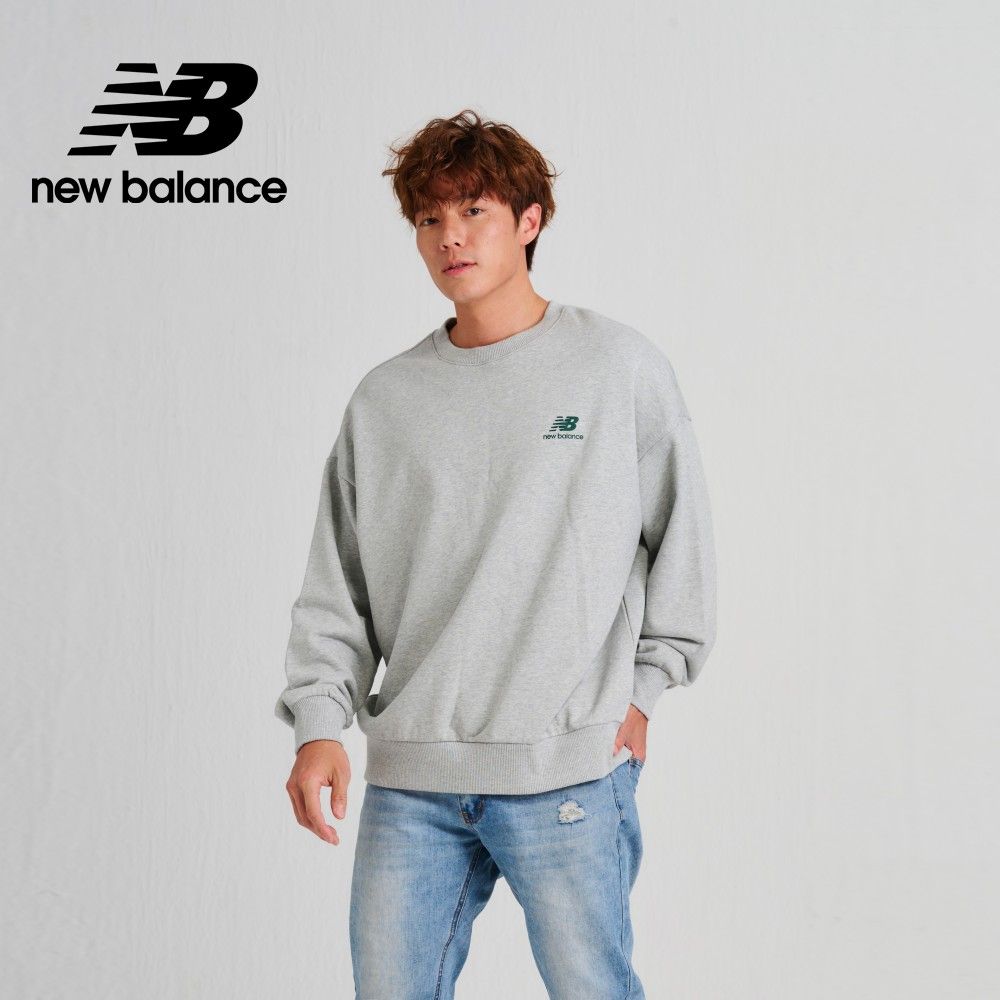 New Balance]SDS背面插畫長袖上衣大學T_男性_灰色_AMT33365SEY