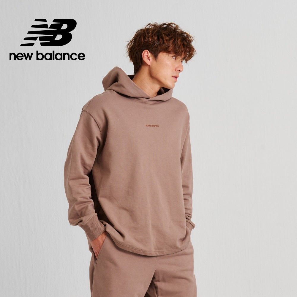 NEW BALANCE []刺繡NB連帽長袖上衣_男性_駝色_AMT33559MS