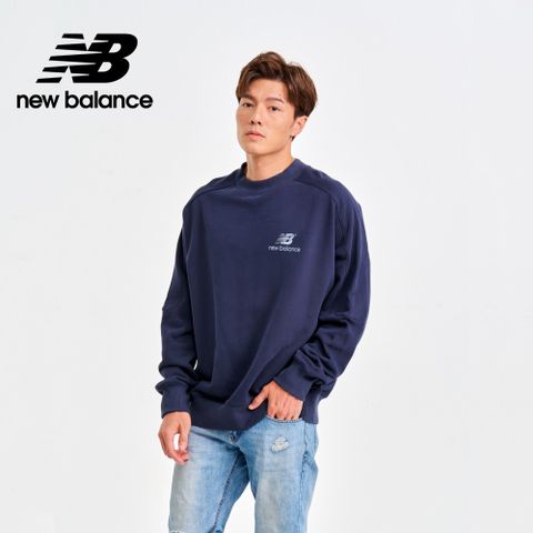 【New Balance】寬鬆落肩拼接長袖上衣_男性_深藍色_MT33556ECL