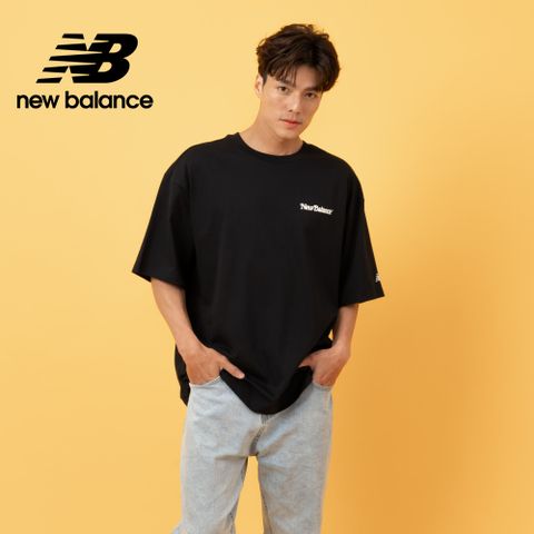 [New Balance]圓領字母SDS短袖上衣_男性_黑色_AMT53312BK