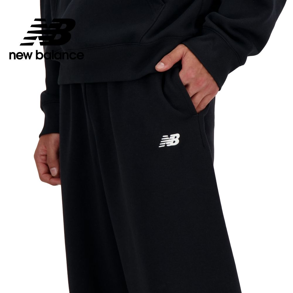 NEW BALANCE 褲管縮口棉質長褲_男性_黑色_AMP41519BK