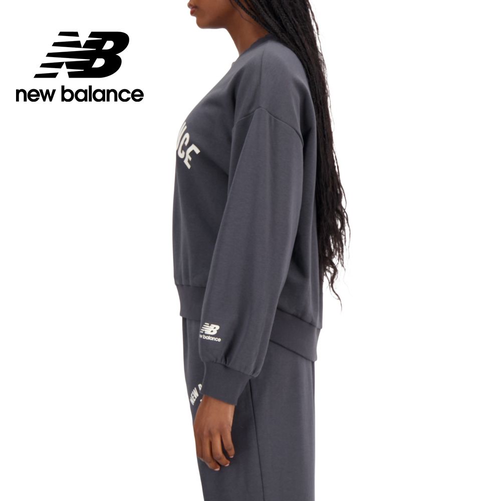 NEW BALANCE 簡約落肩長袖上衣_女性_墨灰色_WT33553ACK