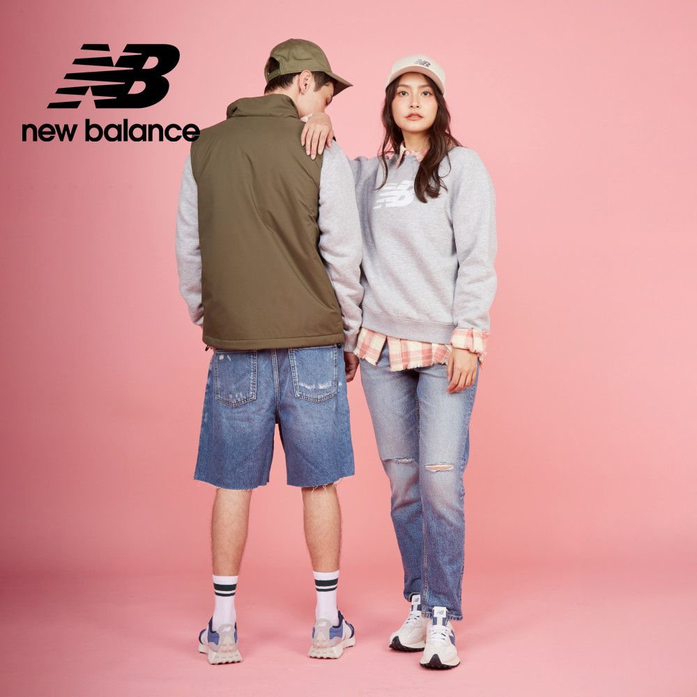 NEW BALANCE 刷毛長袖上衣大學T_女性_淺灰色_WT43526AG