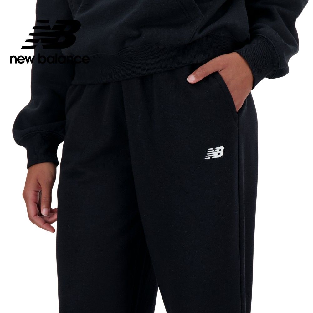 NEW BALANCE 褲管縮口棉質長褲_女性_黑色_AWP41500BK