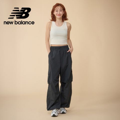 NEW BALANCE 尼龍工裝長褲_女性_黑色_AWP43534BK