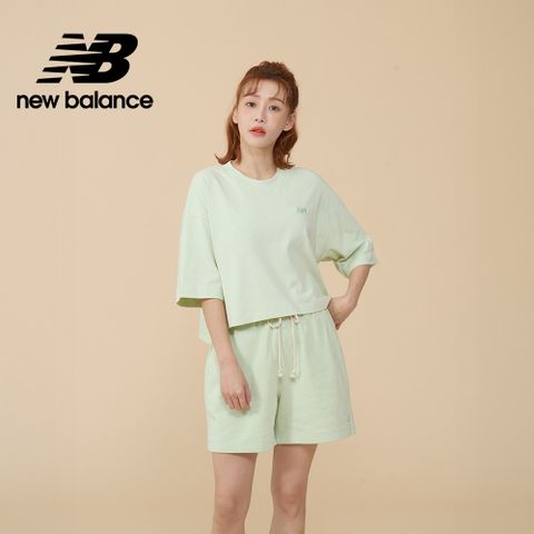 NEW BALANCE 前短後長棉質短版上衣_女性_果綠色_WT43536NUM