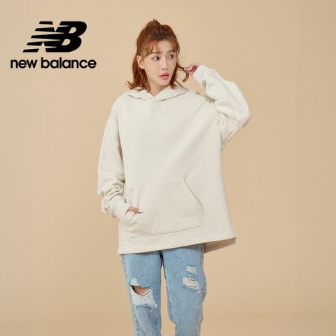 [New Balance]刷毛前短後長連帽上衣_女性_米杏色_WT43512LIT
