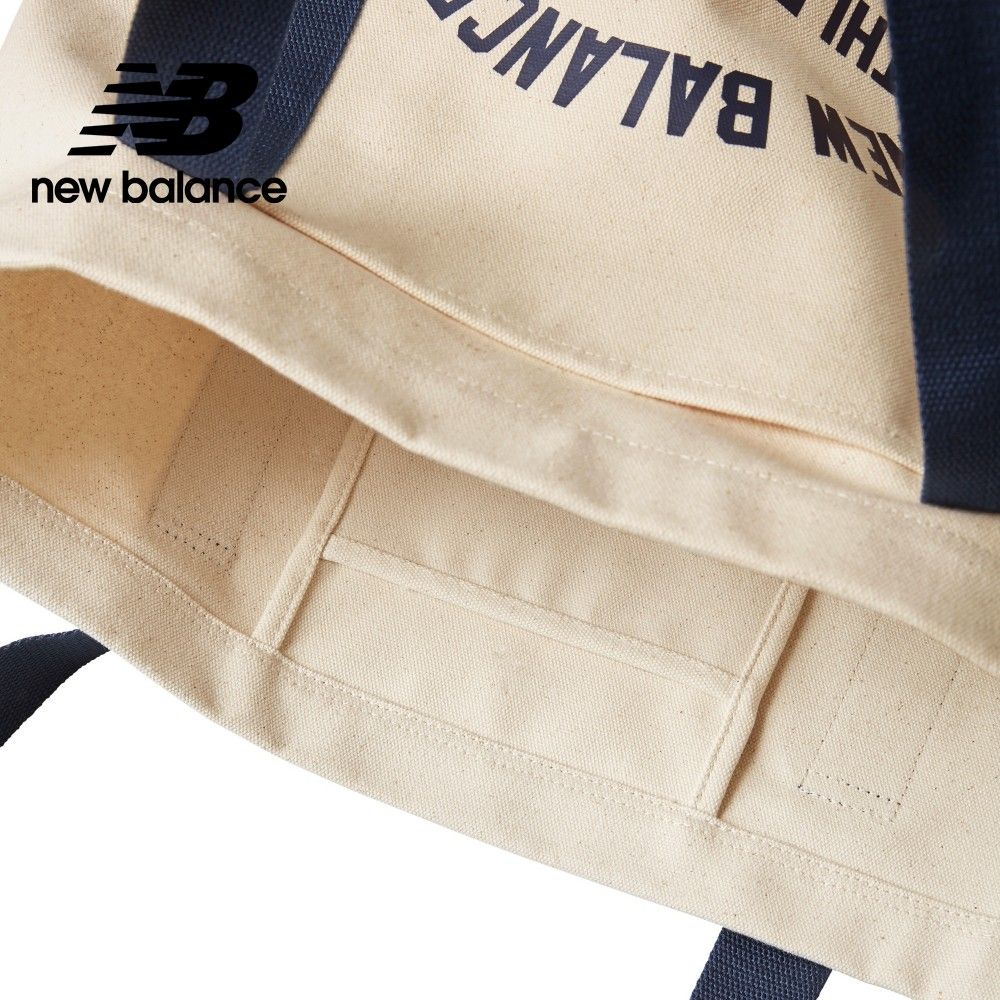 NEW BALANCE 大容量帆布肩背托特包_中性_杏/深藍_LAB23110NNY