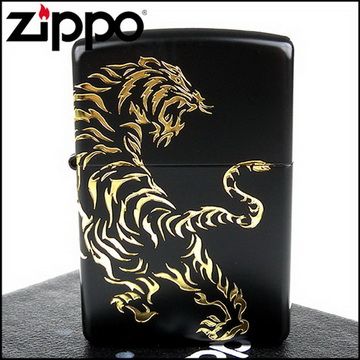 Zippo 日系~Tiger-民族風虎圖騰-兩面連續加工打火機(黑金款)