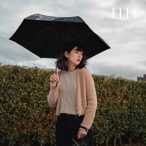 【南紡購物中心】 ELLE｜法國時尚精緻晴雨兩用摺疊傘-五款任選