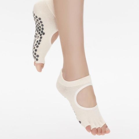 【南紡購物中心】 【Clesign】Toe Grip Socks 瑜珈露趾襪 - Beige