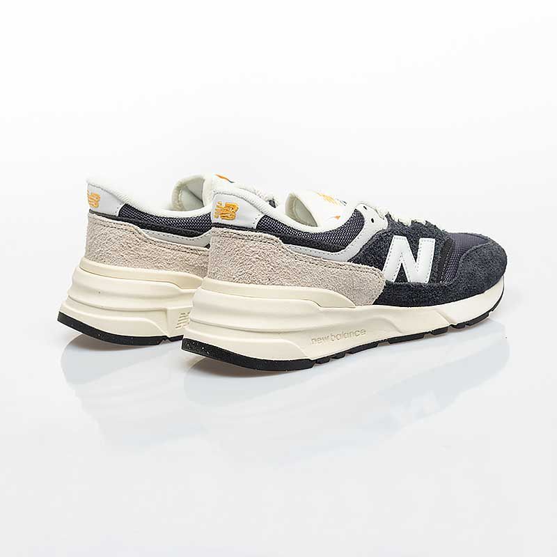 New Balance 紐巴倫 997 復古鞋 U997RMC