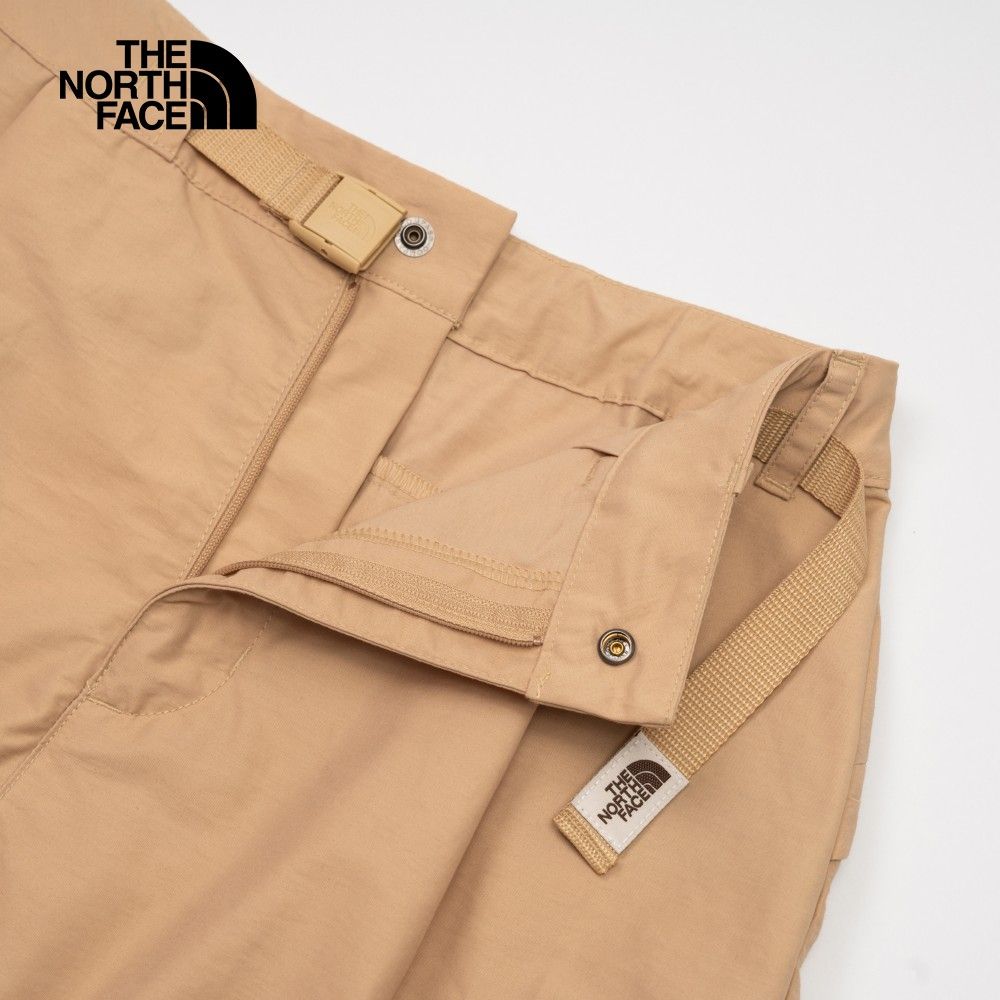 The North Face 北面 女款卡其色防風防潑水可調節腰帶休閒短褲87YKLK5
