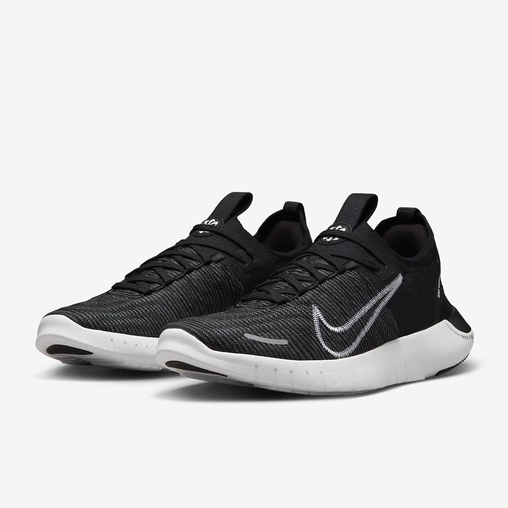 Nike top free pchome